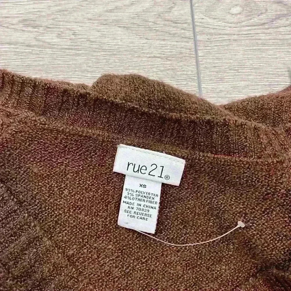 Rue 21 Brown V-Neck Pullover Sweater Size XS - Picture 5 of 7